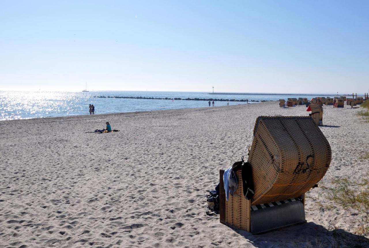 Burgtiefe Suedstrand "Duenennest" Fehmarn Exterior photo